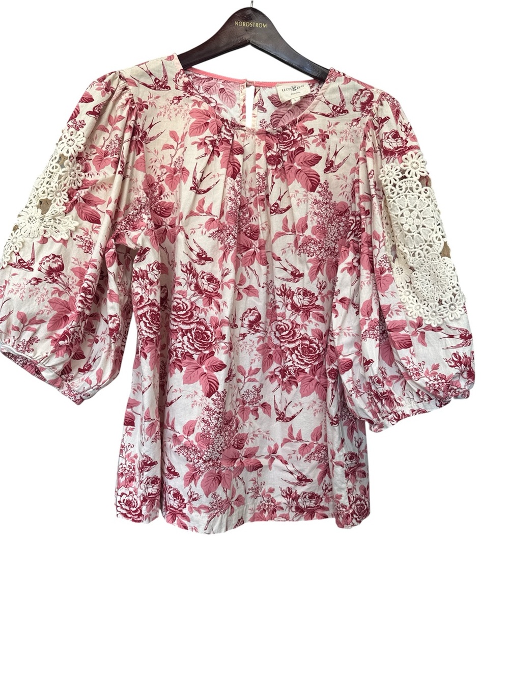 Umgee Cream and Pink Floral Crochet-Sleeve Peasant Top